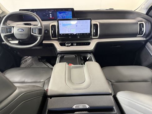 Certified 2025 Ford Expedition Max Active AWD/4WD image 10