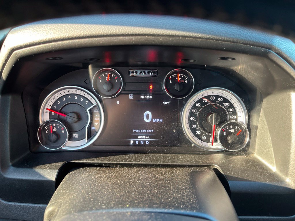 Used 2020 RAM 1500 Classic SLT w/ Luxury Group AWD/4WD image 30