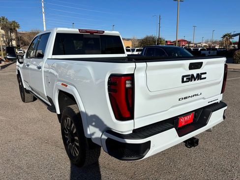 New 2026 GMC Sierra 3500 Denali Ultimate image 8