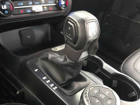 Used 2024 Ford Bronco Everglades AWD/4WD image 24