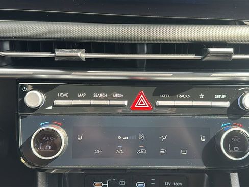 Used 2025 Hyundai Tucson SEL image 25