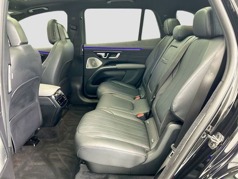 Used 2023 Mercedes-Benz EQS 580 4MATIC SUV image 18