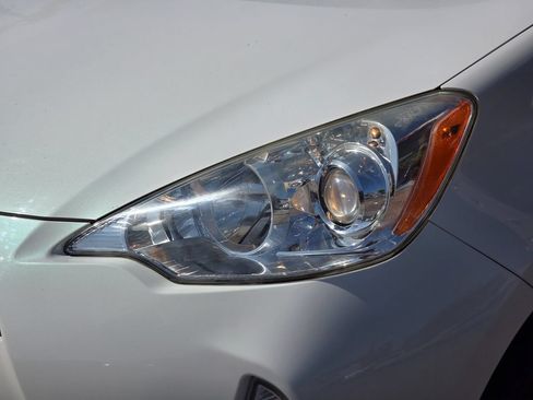 Used 2014 Toyota Prius C Two FWD image 6
