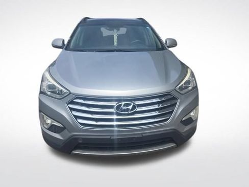Used 2015 Hyundai Santa Fe AWD image 5