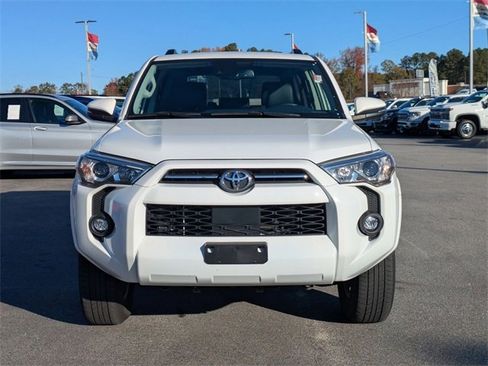 Used 2024 Toyota 4Runner SR5 Premium image 7