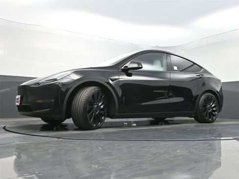 Used 2022 Tesla Model Y Performance image 24