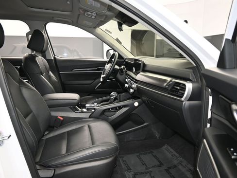 Used 2023 Kia Telluride S w/ S Sunroof Package image 44