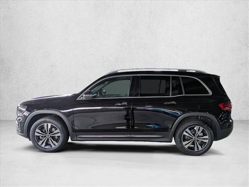 Certified 2025 Mercedes-Benz GLB 250 image 12