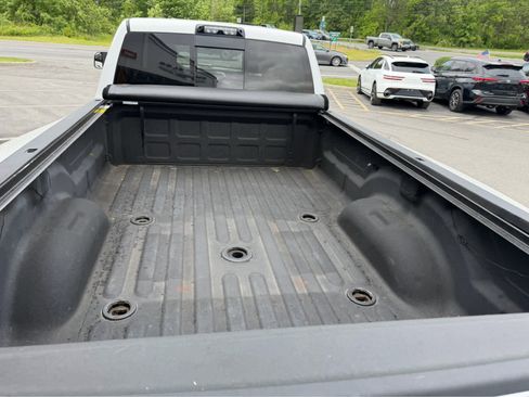Used 2017 RAM 3500 Laramie Longhorn AWD/4WD image 8