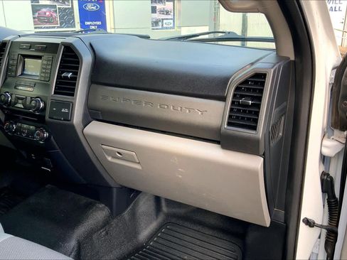 Used 2018 Ford F350 XL w/ Power Equipment Group RWD image 17