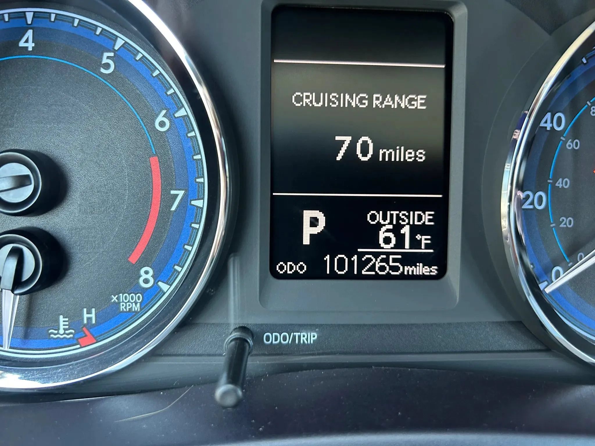 Used 2018 Toyota Corolla LE FWD image 20