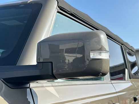 Used 2025 Ford Bronco Outer Banks AWD/4WD image 7