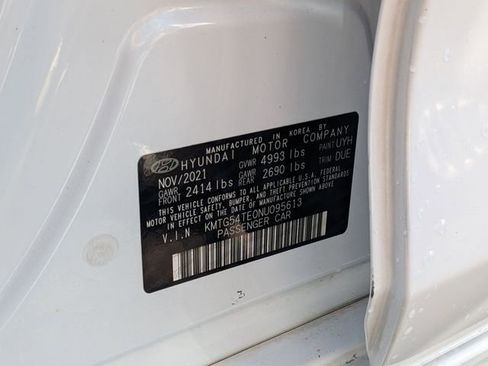 Used 2022 Genesis G70 3.3T image 38