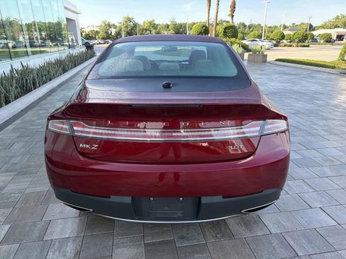 Used 2017 Lincoln MKZ Reserve FWD image 3