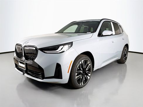 New 2026 BMW X3 xDrive30 image 3