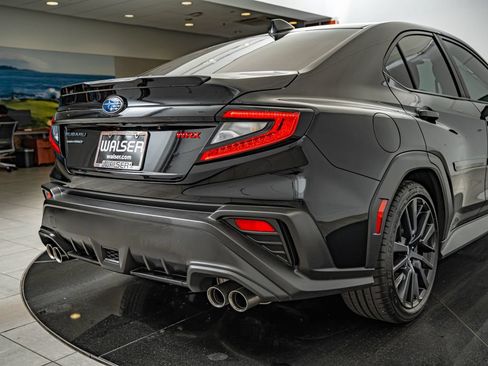 Used 2025 Subaru WRX Premium AWD/4WD image 17