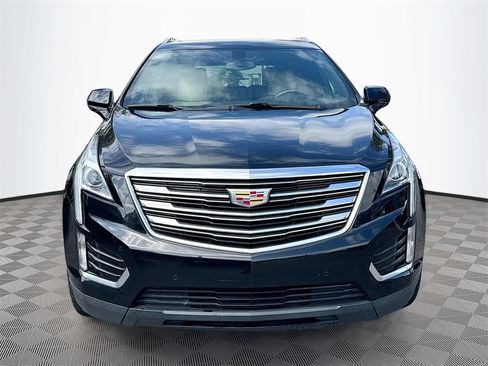 Used 2018 Cadillac XT5 Luxury image 2