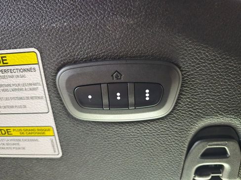 Used 2021 Jeep Wrangler Unlimited Sahara image 31