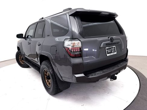 Used 2020 Toyota 4Runner SR5 AWD/4WD image 7