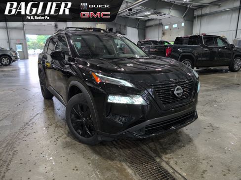 Used 2023 Nissan Rogue SV w/ SV Premium B Package AWD/4WD image 1