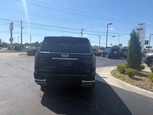 Certified 2026 Cadillac Escalade Platinum Luxury w/ LPO, Floor Liner Package AWD/4WD image 6