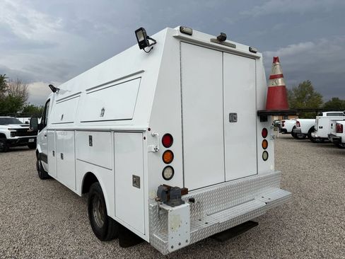 Used 2017 Mercedes-Benz Sprinter 3500 w/ Suspension Package II image 7