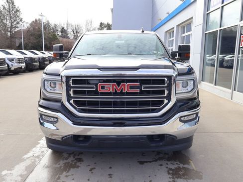Used 2017 GMC Sierra 1500 SLE w/ SLE Value Package image 5