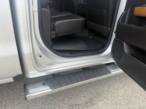 Used 2019 Chevrolet Silverado 2500 LTZ w/ Duramax Plus Package AWD/4WD image 24