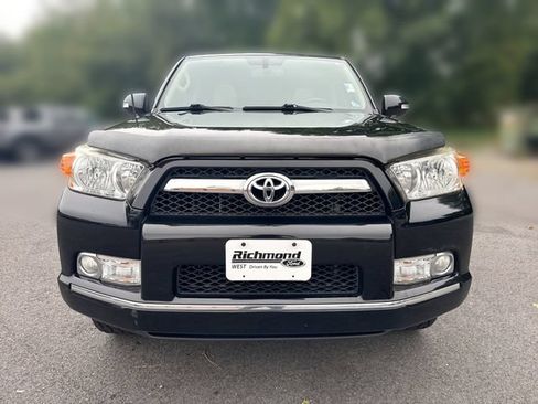 Used 2012 Toyota 4Runner SR5 w/ Convenience Pkg AWD/4WD image 3