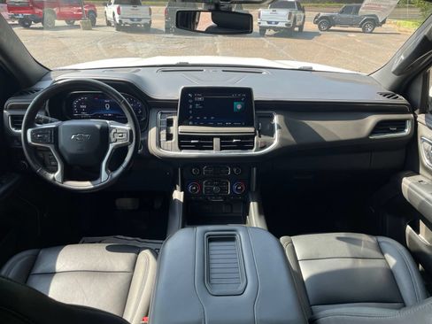 Used 2022 Chevrolet Tahoe Z71 w/ Z71 Off-Road Package AWD/4WD image 29