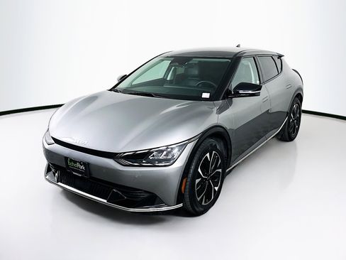 Used 2023 Kia EV6 Wind image 3