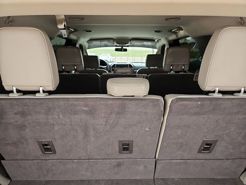 Used 2018 Ford Expedition XLT w/ Equipment Group 202A image 15