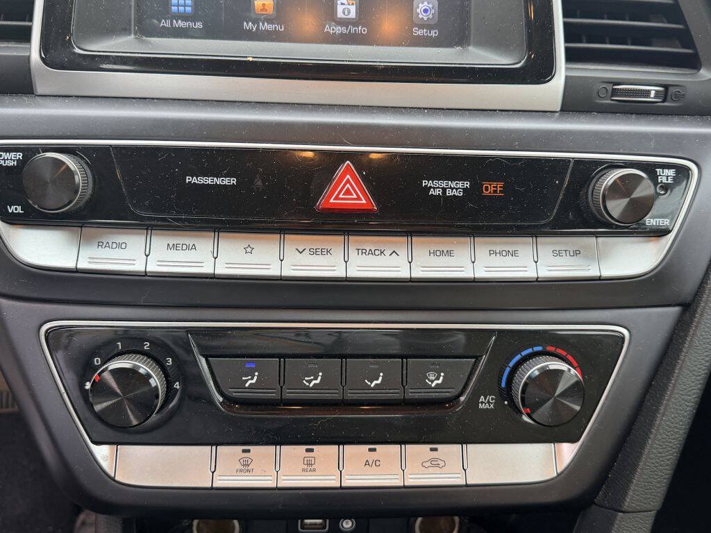 Used 2019 Hyundai Sonata SE FWD image 18