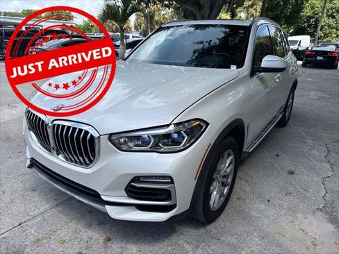 Used 2019 BMW X5 xDrive50i w/ Executive Package AWD/4WD image 1