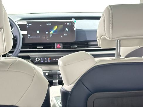 New 2026 Kia Carnival SX w/ SX Dark Edition Package FWD image 47