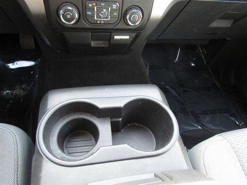 Used 2013 Ford F150 XLT w/ Mid Equipment Group image 22