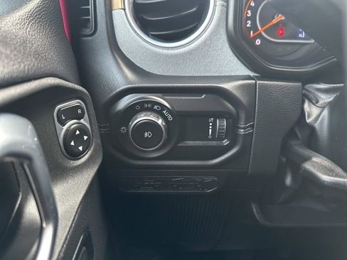 Used 2024 Jeep Wrangler Sahara w/ Technology Group image 22