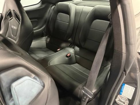 Used 2017 Ford Mustang GT Premium w/ GT Performance Package RWD image 29
