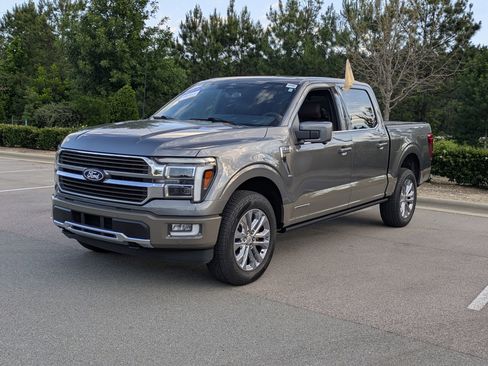 Certified 2025 Ford F150 King Ranch AWD/4WD image 8