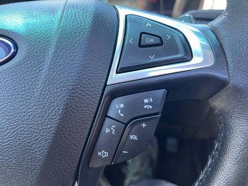 Used 2016 Ford Edge SEL w/ Equipment Group 201A AWD/4WD image 21