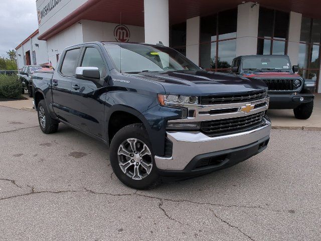 Used 2020 Chevrolet Silverado 1500 LT w/ All-Star Edition AWD/4WD image 3