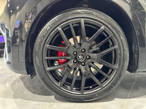 Used 2021 Maserati Levante $82K MSRP image 8