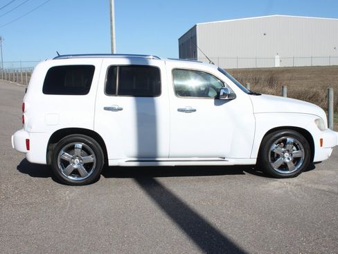 Used 2011 Chevrolet HHR LT w/ LT Preferred Equipment Group image 15