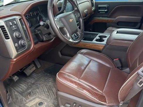 Used 2015 Chevrolet Silverado 1500 High Country w/ High Country Premium Package image 7
