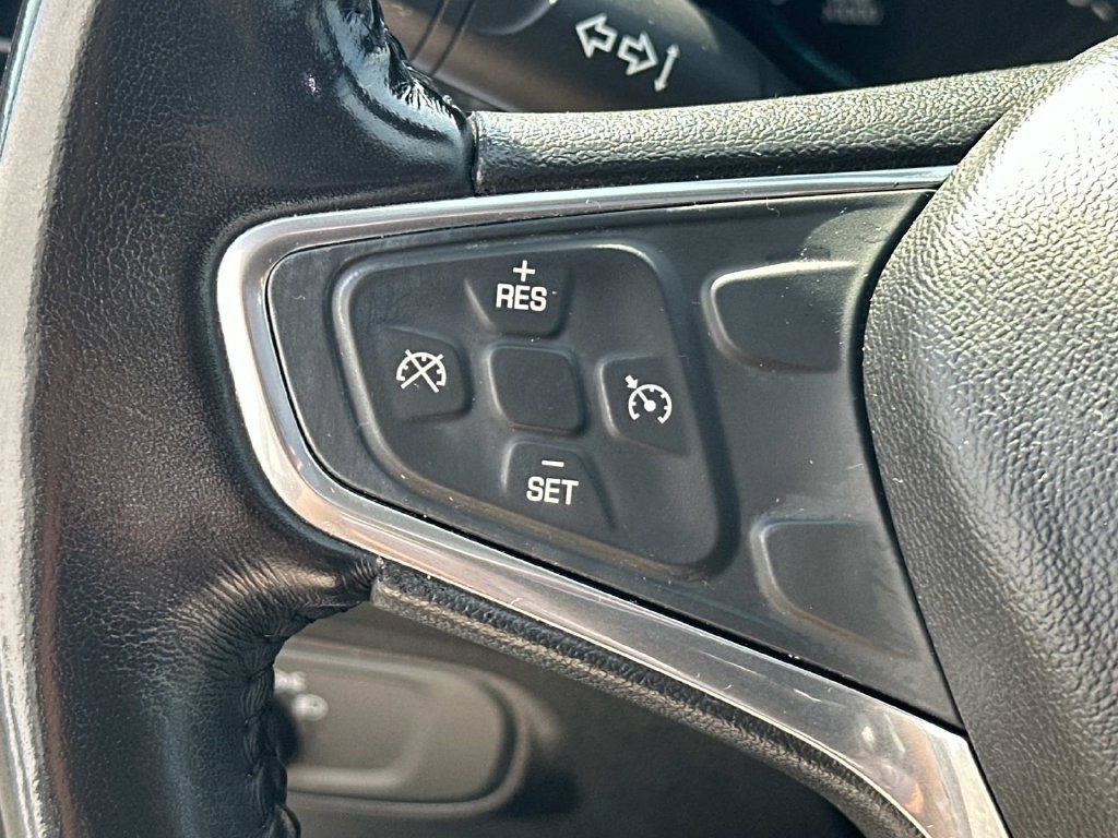Used 2018 Chevrolet Equinox LT w/ Sun & Infotainment Package AWD/4WD image 28