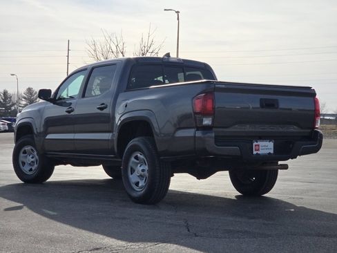 Used 2019 Toyota Tacoma SR image 20
