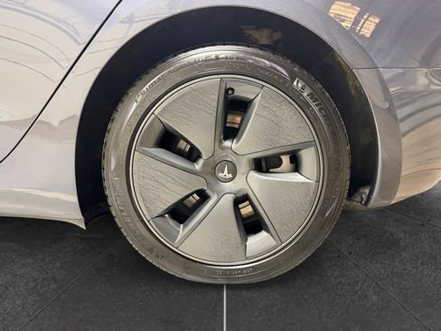 Used 2022 Tesla Model 3 Long Range image 33