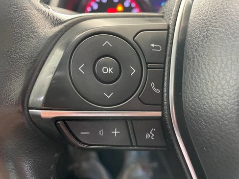 Used 2019 Toyota Camry XSE image 40