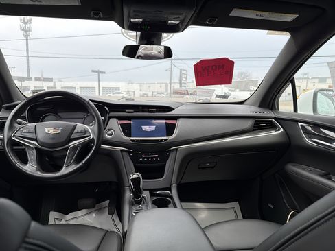 Used 2022 Cadillac XT5 Premium Luxury image 28