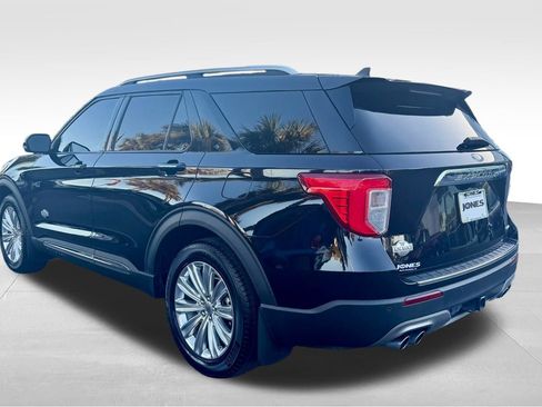 Certified 2021 Ford Explorer King Ranch w/ Premium Technology Package image 19
